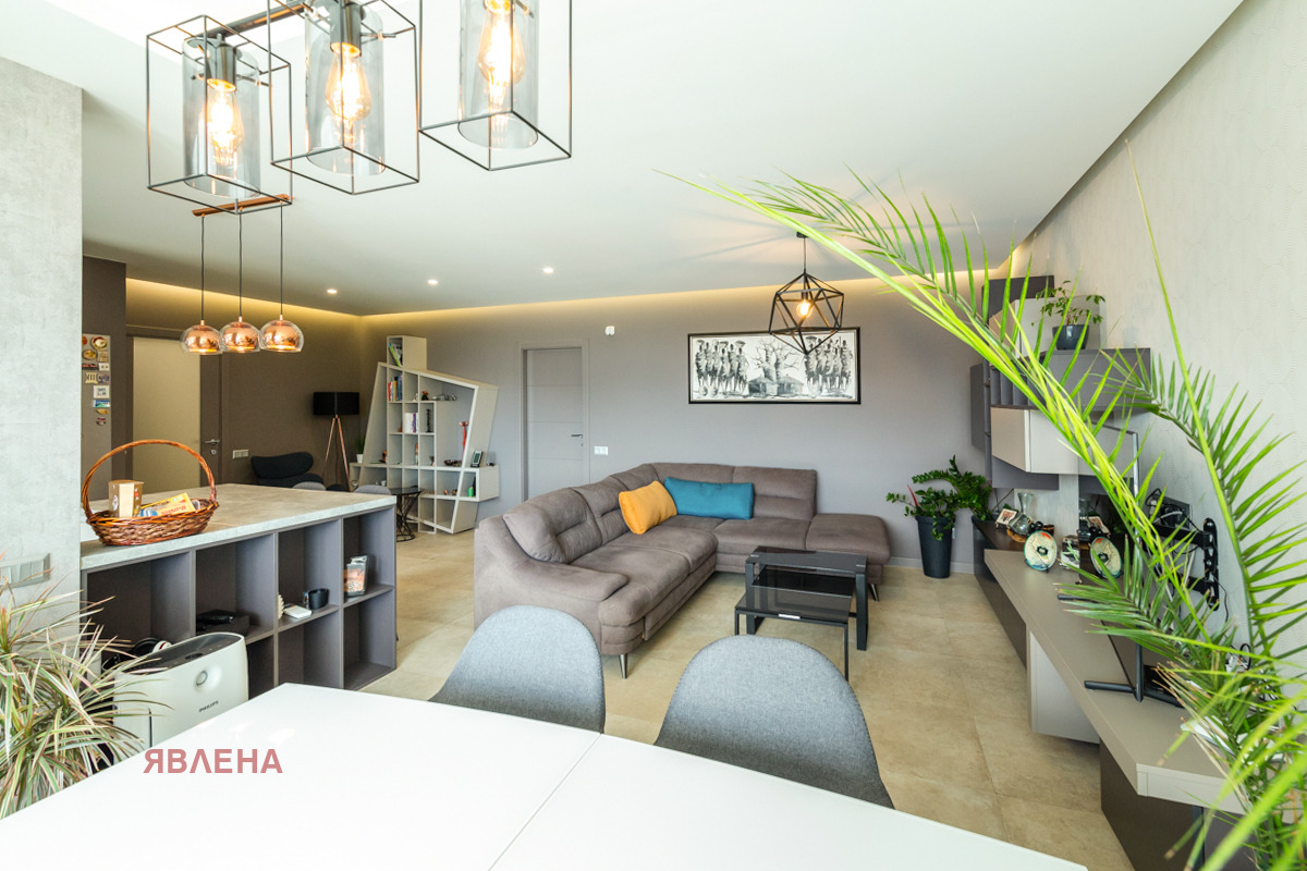 Дава под наем 3-СТАЕН, гр. София, Изгрев, снимка 11 - Апартаменти - 54361437