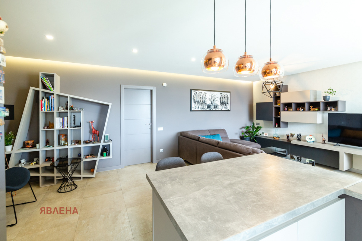 Дава под наем 3-СТАЕН, гр. София, Изгрев, снимка 7 - Апартаменти - 54361437