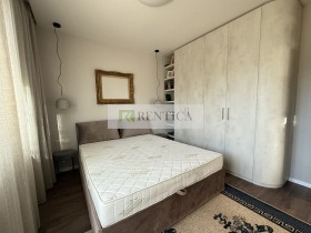 1 Schlafzimmer Tschajka, Warna 13