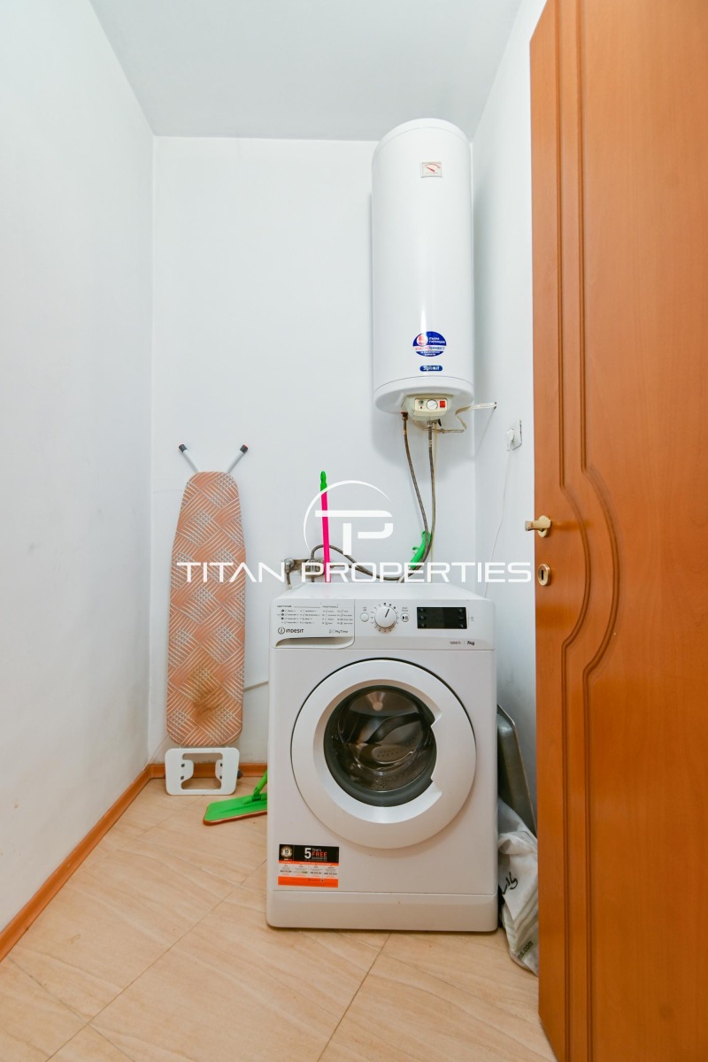 Издаје се  2 спаваће собе Софија , Витоша , 130 м2 | 49466181 - слика [13]