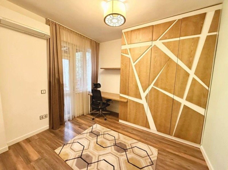 Дава под наем 3-СТАЕН, гр. София, Лозенец, снимка 8 - Апартаменти - 52835889