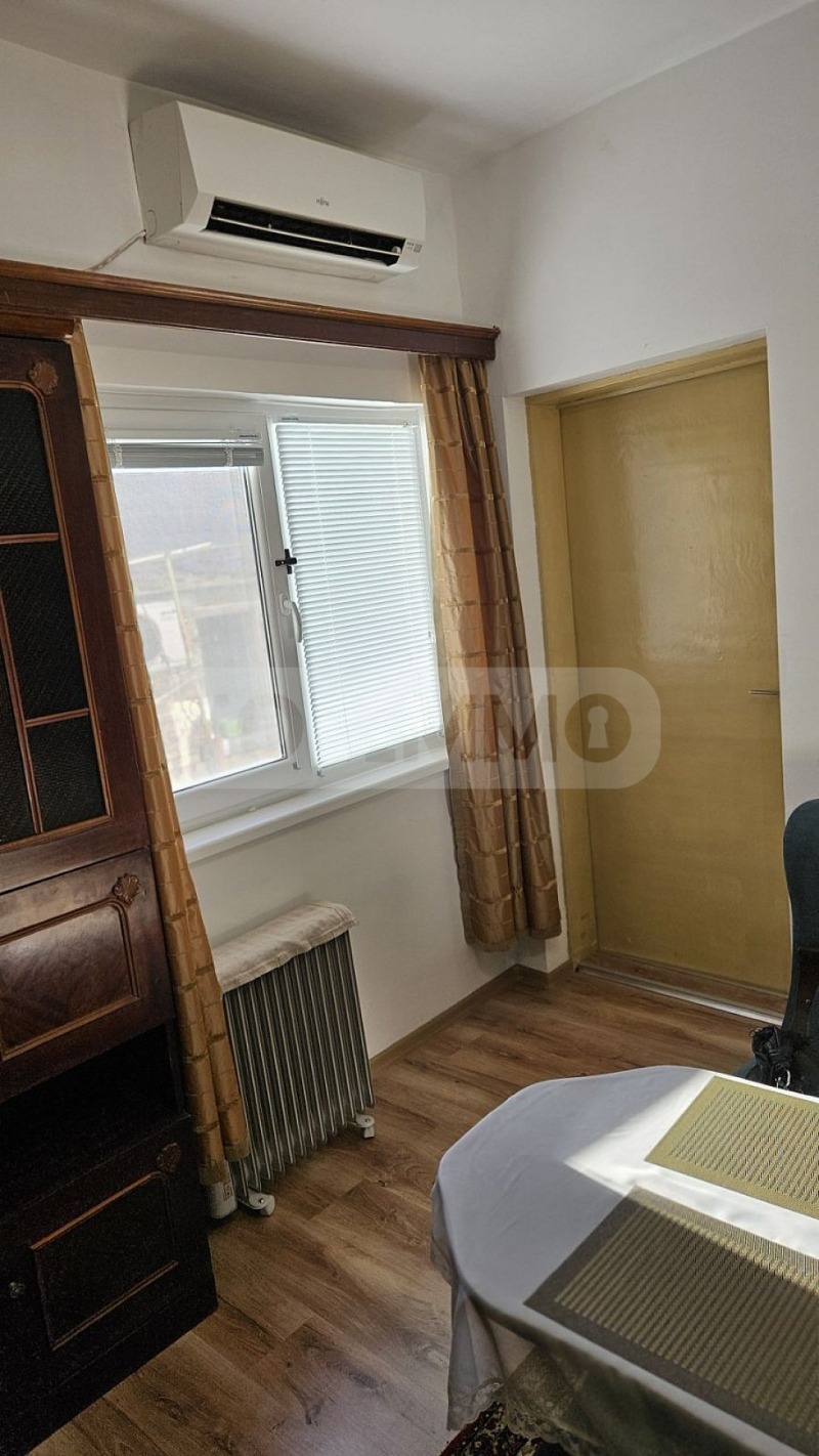 Дава под наем ЕТАЖ ОТ КЪЩА, гр. Варна, Зимно кино Тракия, снимка 5 - Етаж от къща - 53257211