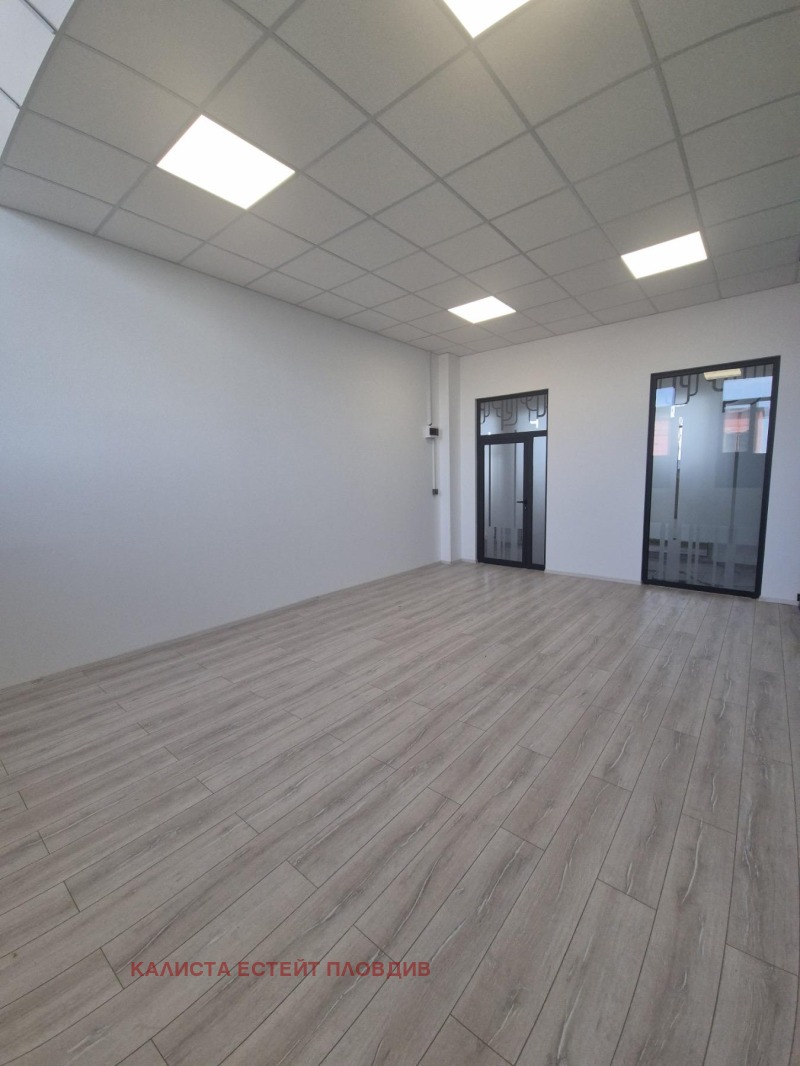 Vuokrattavana  Toimisto Plovdiv , Južen , 32 neliömetriä | 36931432 - kuva [3]