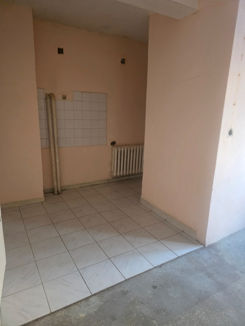 Дава под наем СКЛАД, гр. София, Лозенец, снимка 2 - Складове - 53070585