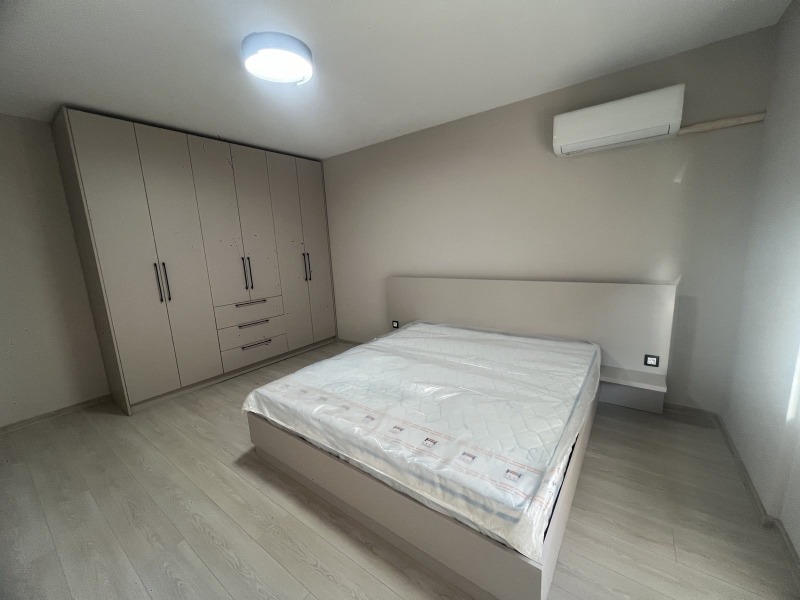 K pronájmu  1 ložnice Sofia , Borovo , 60 m2 | 91208630 - obraz [4]