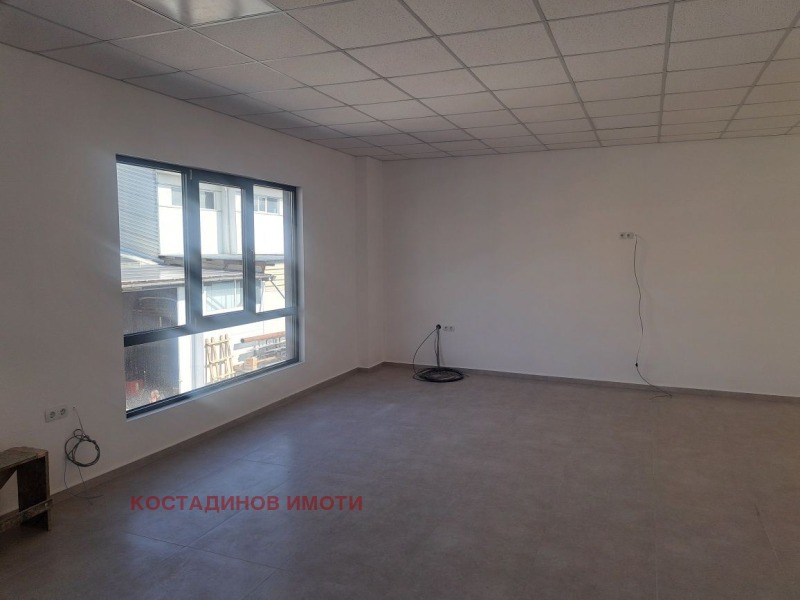 Дава под наем ОФИС, гр. Пловдив, Индустриална зона - Север, снимка 2 - Офиси - 53345516