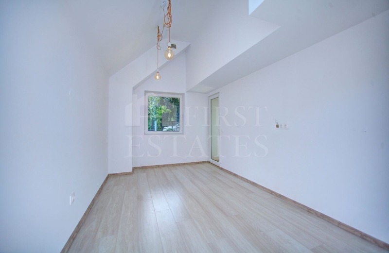 Do wynajęcia  Dom Sofia , Dragalewci , 270 mkw | 97172270 - obraz [16]