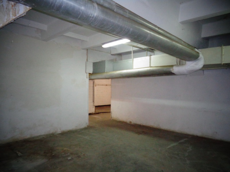 Дава под наем СКЛАД, гр. София, Захарна фабрика, снимка 5 - Складове - 52850376