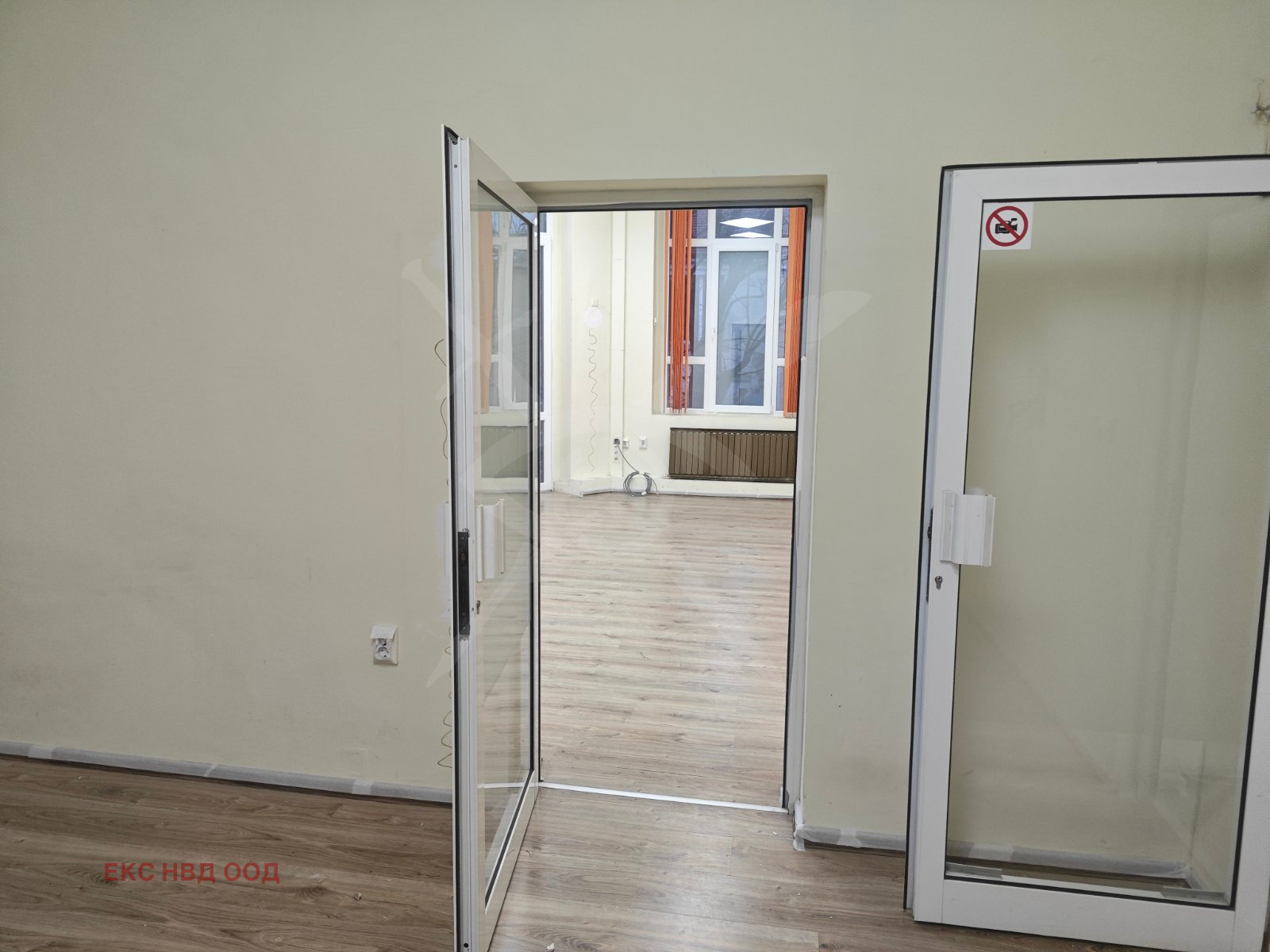 Дава под наем ОФИС, гр. Пловдив, Център, снимка 15 - Офиси - 53681755