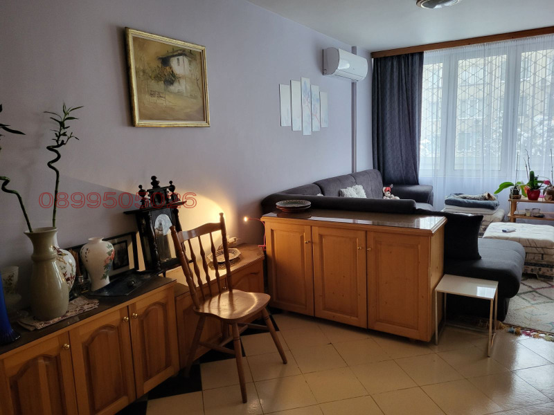 В оренду  2 спальні София , Иван Вазов , 125 кв.м | 82245725