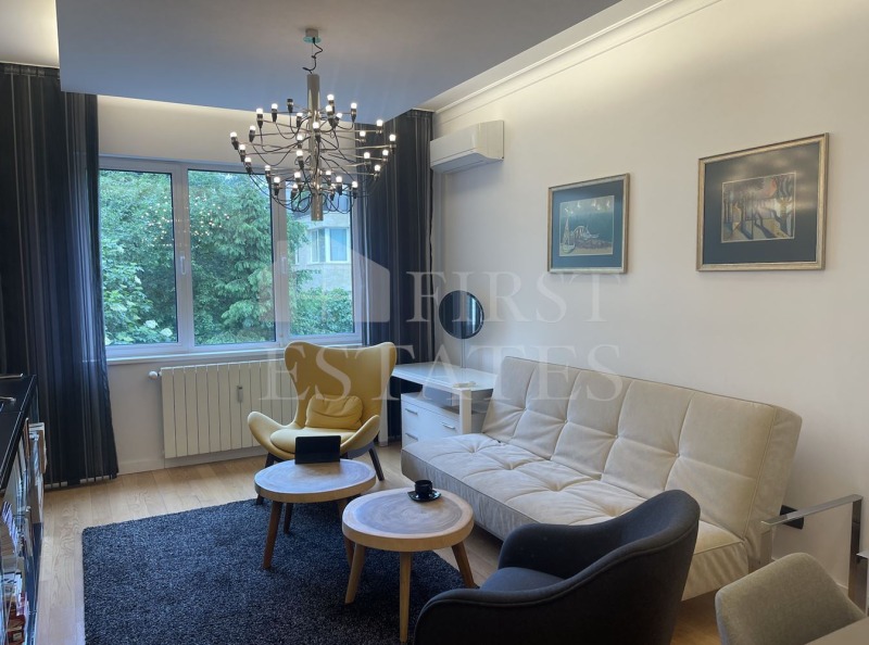 Дава под Наем 3-СТАЕН в град София, Център - 85 кв.м / 1 100 € » 2 151.41 лв., КЕЛЪР УИЛЯМС ЦЕНТЪР