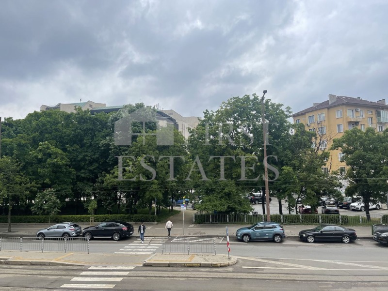 Дава под наем 3-СТАЕН, гр. София, Център, снимка 14 - Апартаменти - 53590985