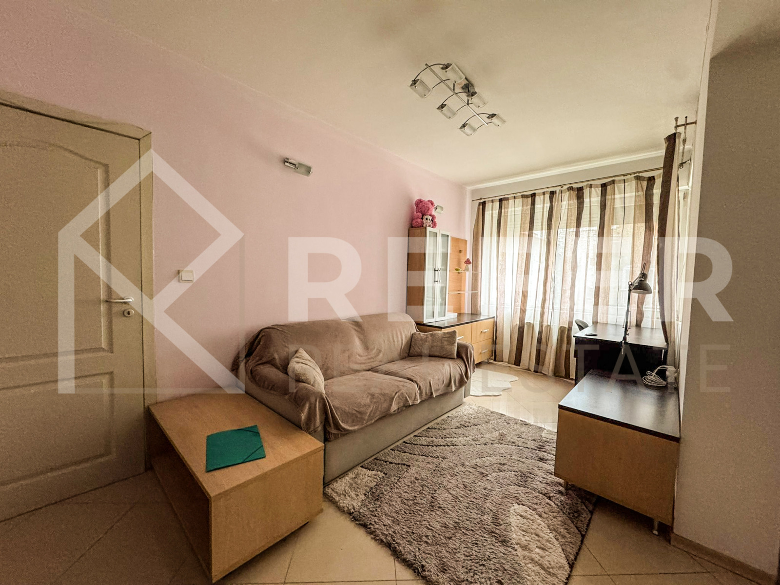 Дава под наем 2-СТАЕН, гр. София, Медицинска академия, снимка 2 - Апартаменти - 54040000