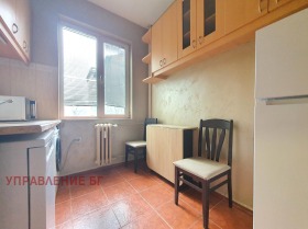 2 quartos Medicinska akademiia, Sofia 3