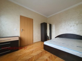 2 quartos Medicinska akademiia, Sofia 6