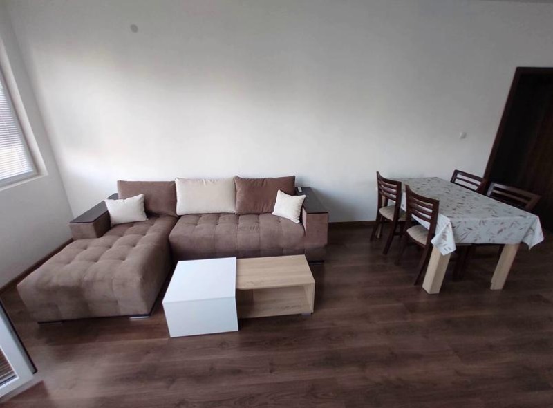 Дава под нем  2-стаен, град Пловдив, Кючук Париж •  400 EUR • ID 13791518 — holmes.bg - [1] 