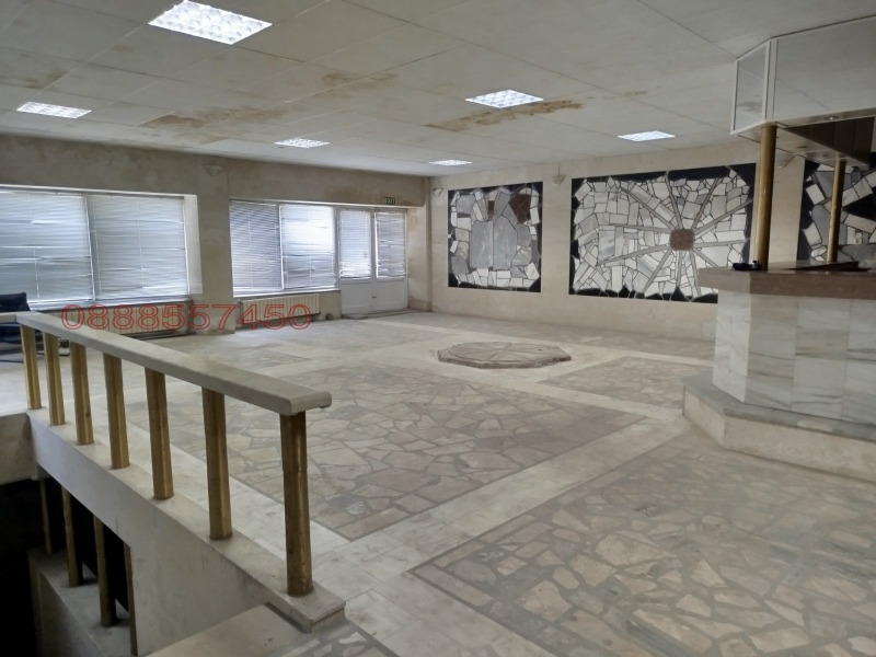 Дава под наем СКЛАД, гр. Пловдив, Южен