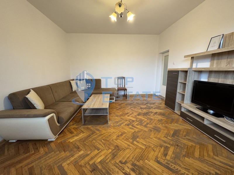 Дава под Наем 4-СТАЕН в град Велико Търново, Център - 95 кв.м / 400 € » 782.33 лв., ТОП ЕСТЕЙТ