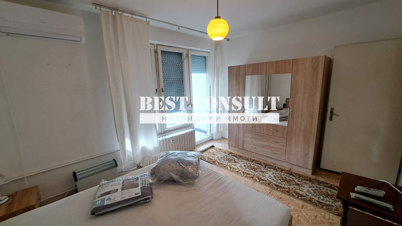 K pronájmu  1 ložnice Ruse , Centar , 65 m2 | 68661919