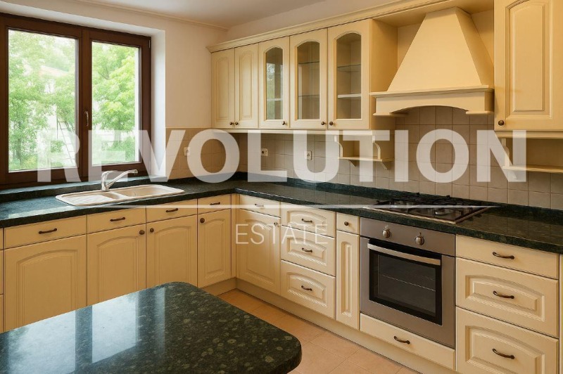 Zu vermieten  Hausboden Warna , m-t Dolna Traka , 265 qm | 67156561 - Bild [3]
