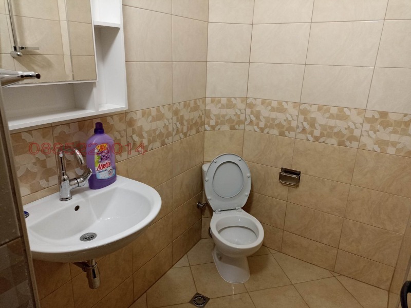 Дава под наем 2-СТАЕН, гр. Карлово, област Пловдив, снимка 12 - Апартаменти - 52968365