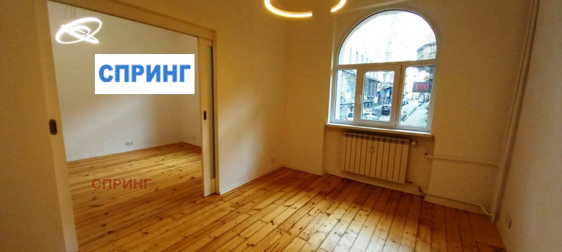 Дава под наем ОФИС, гр. София, Център