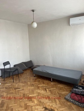 2 bedroom Tsentar, Pernik 2