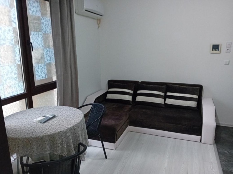 Para alugar  1 quarto Plovdiv , Trakiia , 50 m² | 29473182