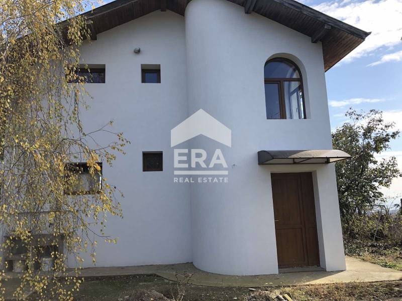 Под наем КЪЩА, град Варна, Виница • 1200 € • 48681725 — Holmes.bg