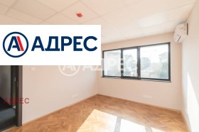 Βιομηχανικό κτίριο Τροτσεβο, Βαρνα 11