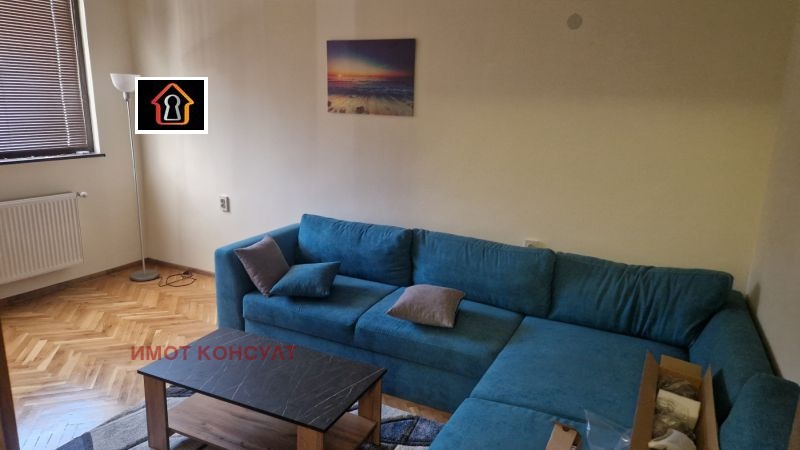 A louer  1 chambre Vratsa , Tsentar , 64 m² | 68552882