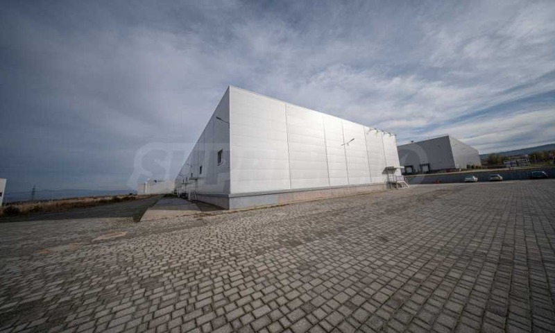 Дава под наем СКЛАД, с. Гара Елин Пелин, област София област, снимка 13 - Складове - 52495614