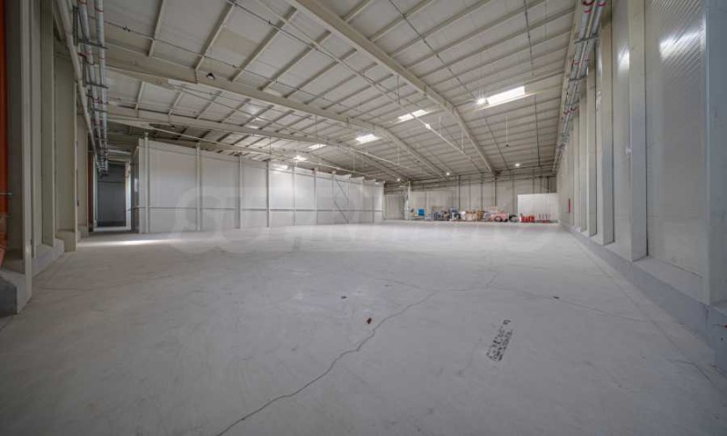 Дава под наем СКЛАД, с. Гара Елин Пелин, област София област, снимка 3 - Складове - 52495614