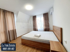 1 chambre Chirok tsentar, Rouse 14