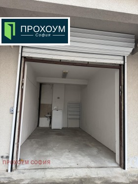 ГАРАЖ, ПАРКОМЯСТО, 24 m2