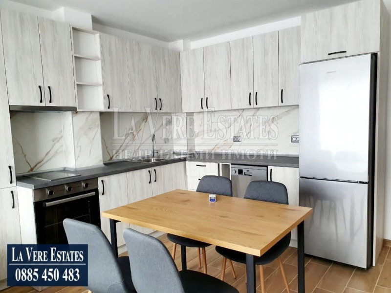 Do wynajęcia  1 sypialnia Ruse , Szirok centar , 74 mkw | 18216440 - obraz [3]