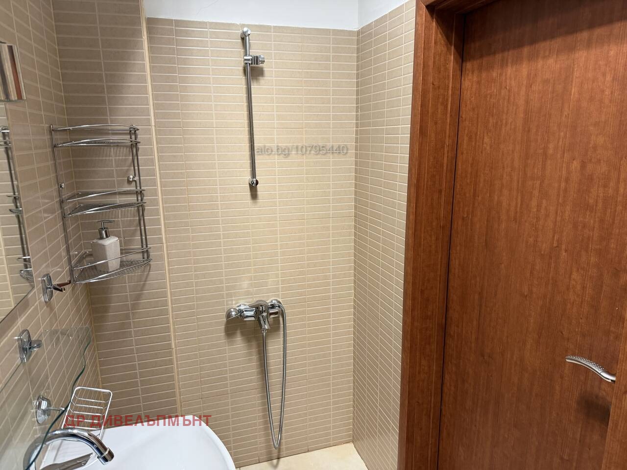 Дава под наем МАГАЗИН, гр. София, Младост 1, снимка 13 - Магазини - 54118486