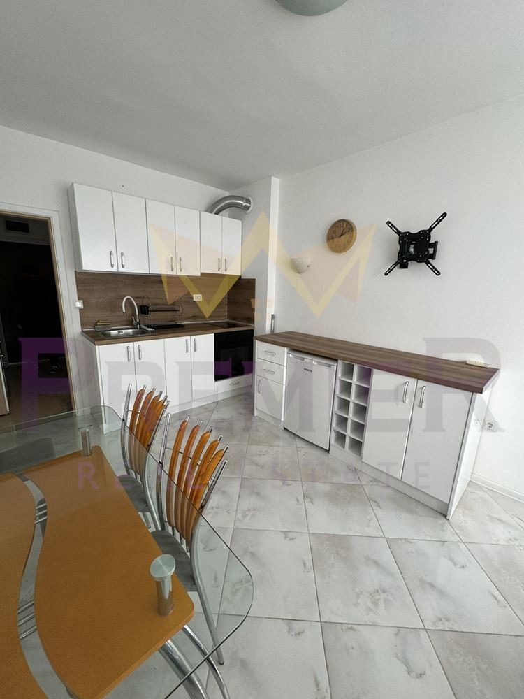 В оренду  1 спальня Варна , Левски 1 , 60 кв.м | 61378297