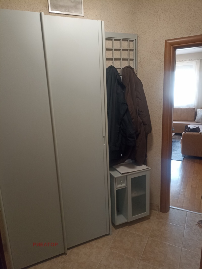 Дава под наем 3-СТАЕН, гр. Пловдив, Център, снимка 10 - Апартаменти - 52802350