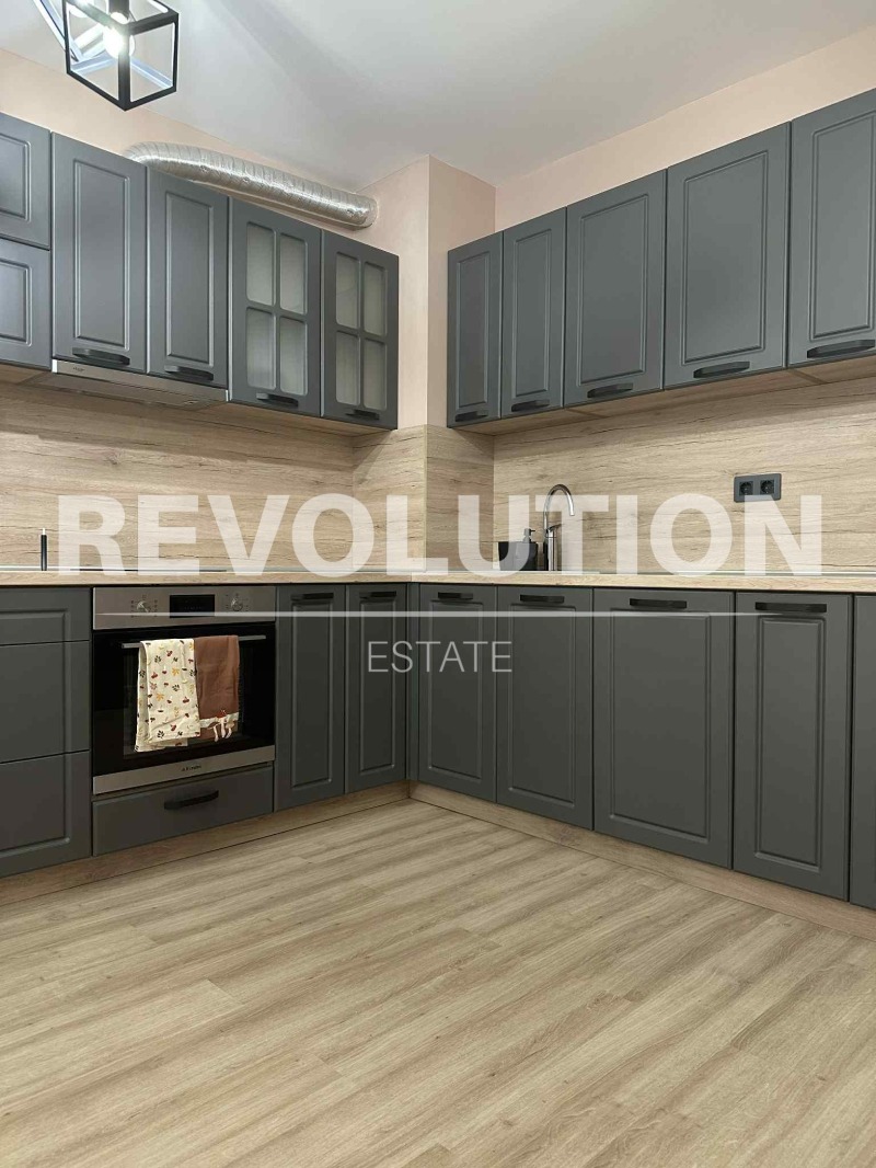En renta  1 dormitorio Plovdiv , Marasha , 70 metros cuadrados | 27653142
