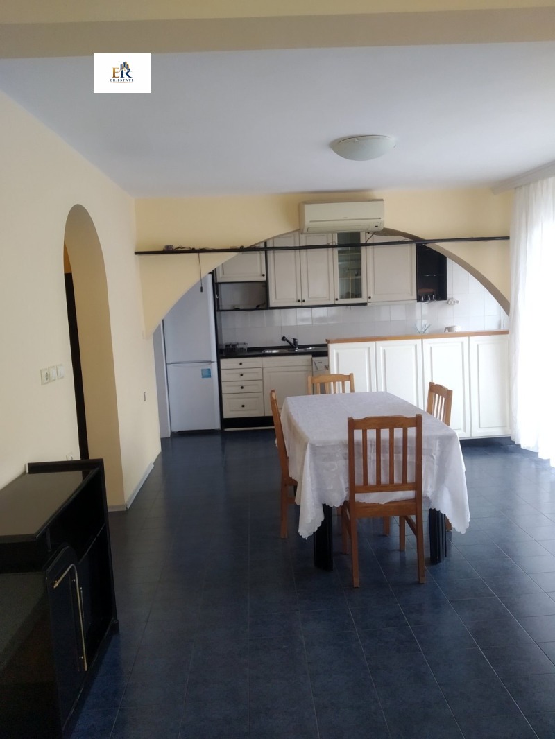 Дава под наем 4-СТАЕН, гр. Плевен, Широк център, снимка 4 - Апартаменти - 53316530