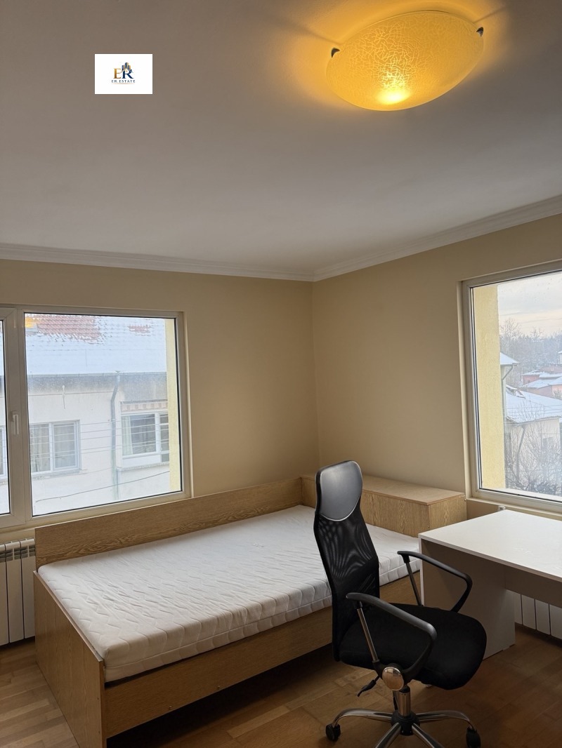 Дава под наем 4-СТАЕН, гр. Плевен, Широк център, снимка 10 - Апартаменти - 53316530