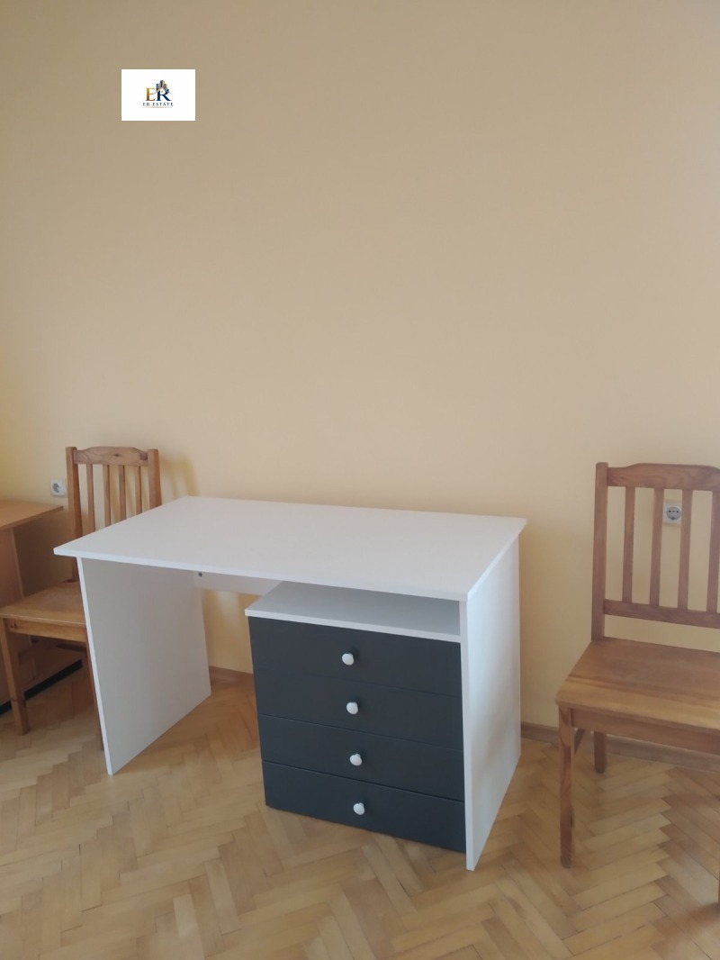 Дава под наем 4-СТАЕН, гр. Плевен, Широк център, снимка 7 - Апартаменти - 53316530