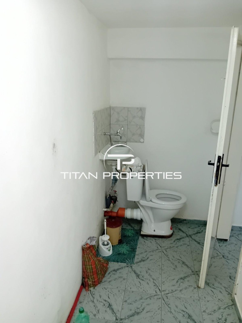 En renta  Comercio Plovdiv , Karshiyaka , 20 metros cuadrados | 49387216 - imagen [2]