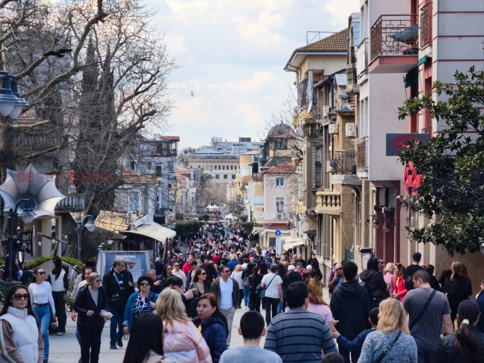 Дава под наем 1-СТАЕН, гр. Бургас, Център, снимка 4 - Апартаменти - 54144729