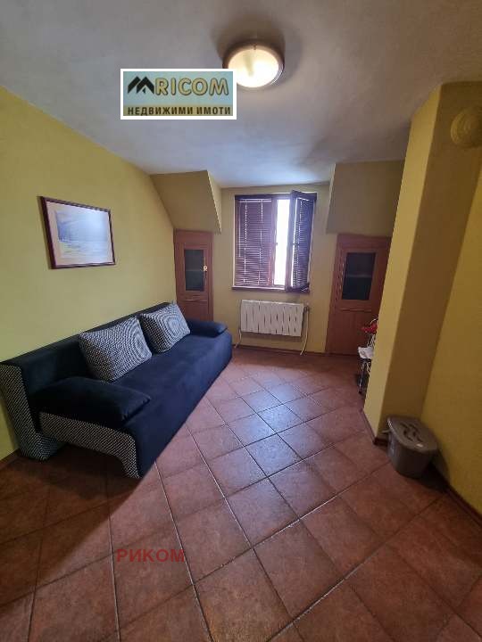 K pronájmu  1 ložnice Pleven , Idealen centar , 90 m2 | 44868903 - obraz [14]