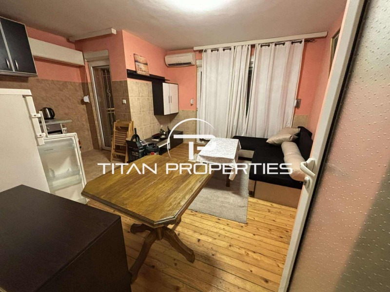 Дава под наем 2-СТАЕН, гр. Варна, Цветен квартал, снимка 2 - Апартаменти - 53336861