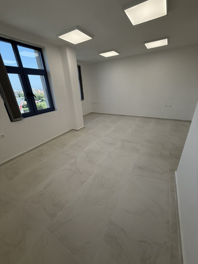 Til leje  Kontor Plovdiv , Tsentar , 210 kvm | 22394651 - billede [2]