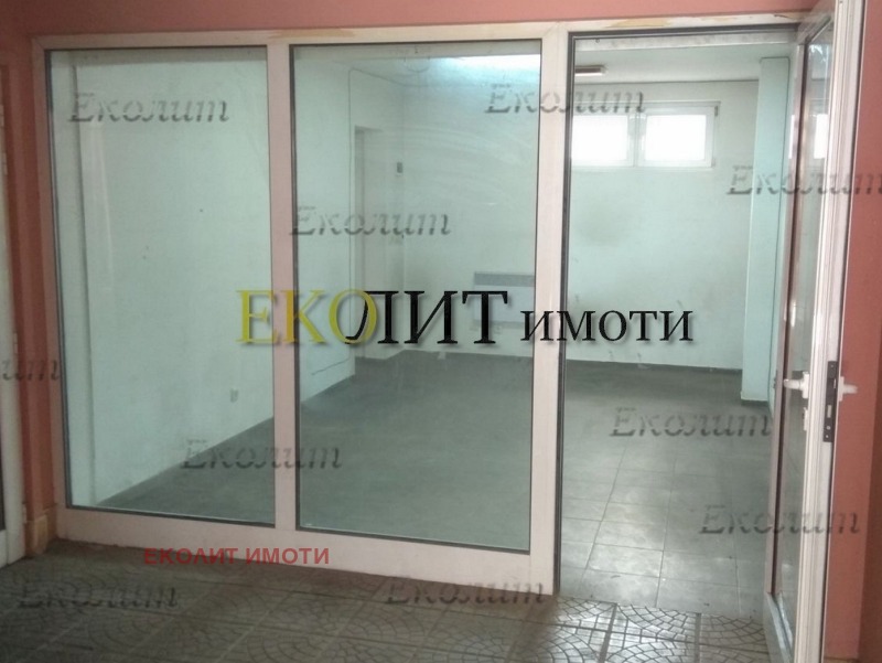 Дава под нем  Магазин, град София, Лозенец •  250 € • ID 78578229 — holmes.bg - [1] 