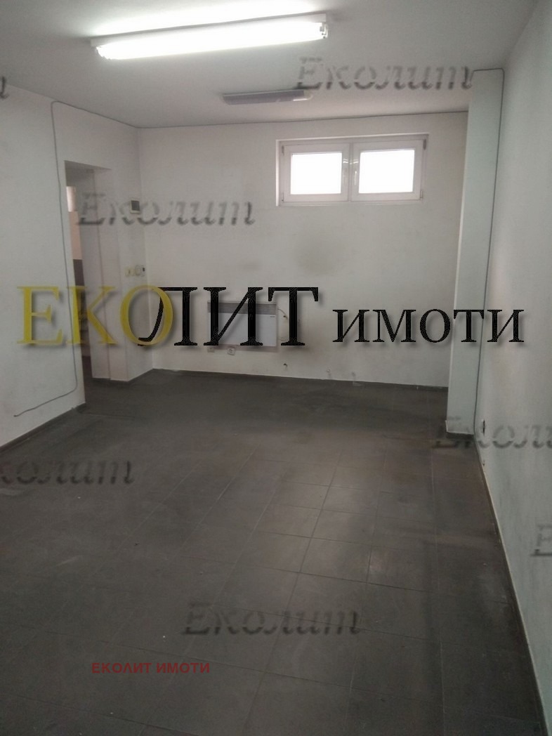 Do wynajęcia  Sklep Sofia , Lozenec , 23 mkw | 19000984 - obraz [2]